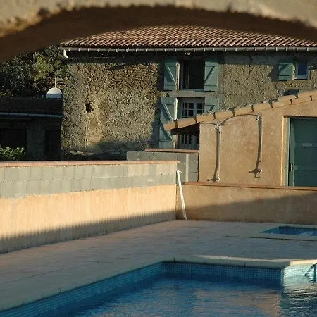 Domaine Bellelauze Guest house 3*