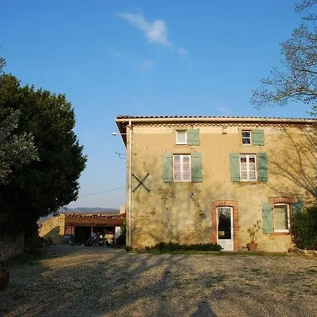 Domaine Bellelauze Guest house 3*