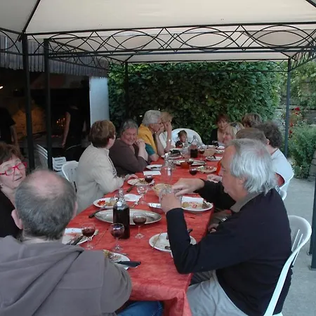 בית הארחה Domaine Bellelauze Bouriège