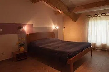 Domaine Bellelauze Pensjonat