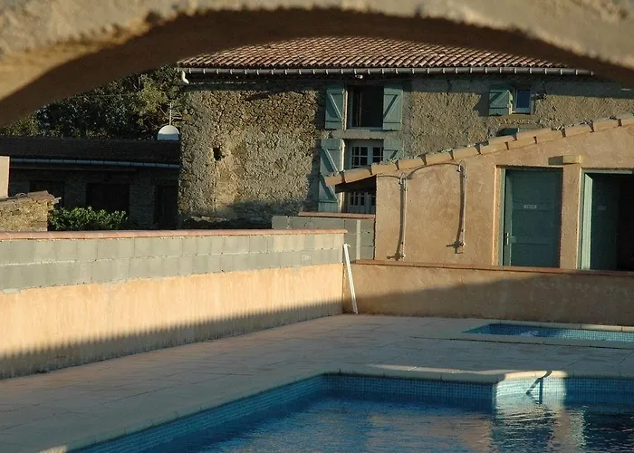 Domaine Bellelauze Pensión 3*